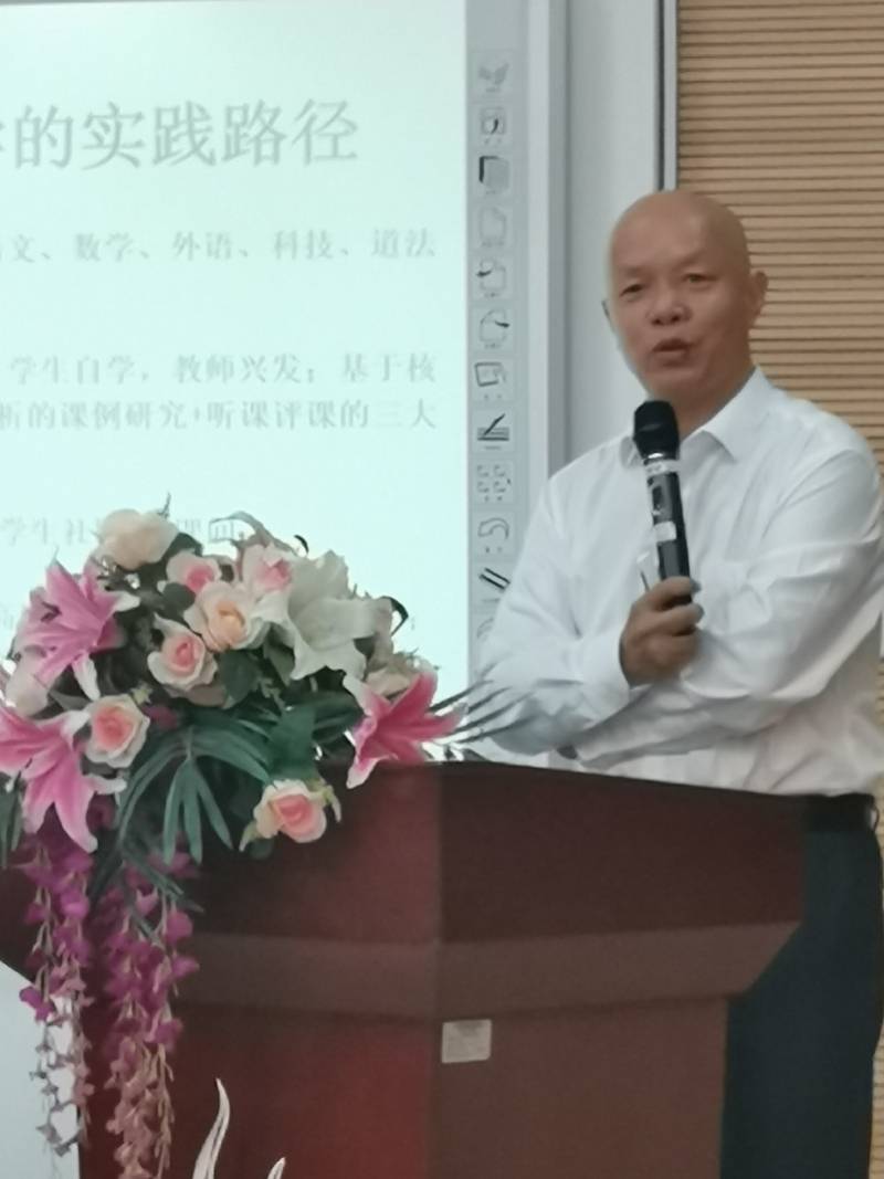 教育|片面孤立地谈升学率毫无意义，教育大咖说小学课桌决定了……