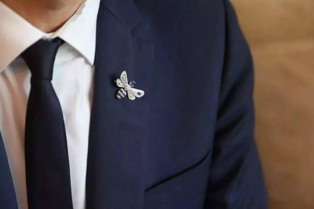 男士|会戴珠宝的男人，品味不会差 。