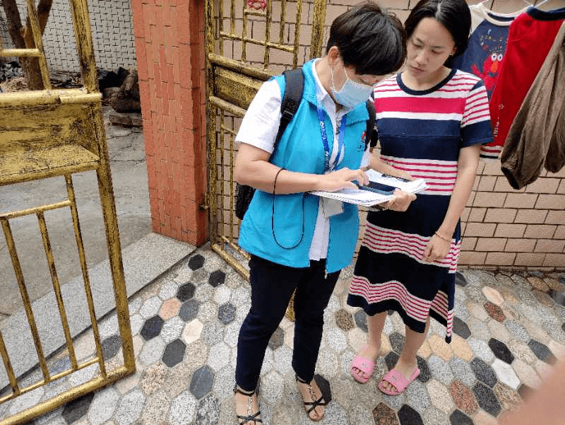 第一当人口普查员普查员_人口普查员证件图片