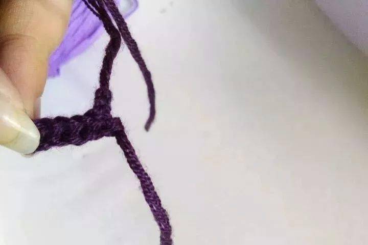 绑蝴蝶钩视频教学 e8c03cdb0432471eb9563ed84e59816c.jpeg