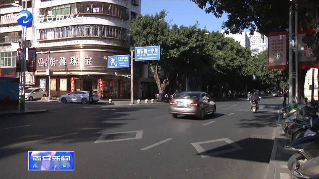 南安市溪美街道湖新社区党总支部副书记 傅阳蕊
