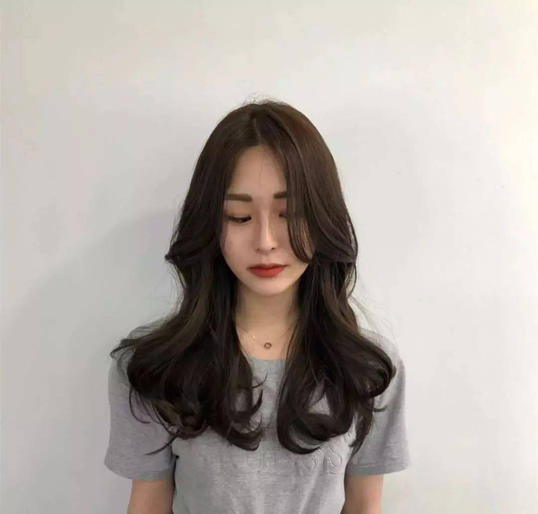 脸型|三种脸型千万别剪短发！