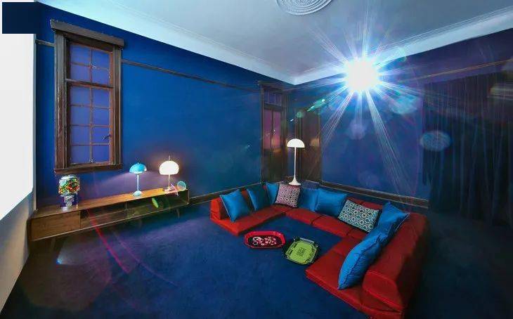 节目|壹周潮话题 | 付完尾款，只能靠这节目找找赚钱动力了