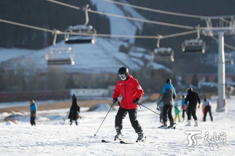 巴州团委 11-14 22:54 订阅 点击查看更多订阅内容 滑雪场新增娱乐