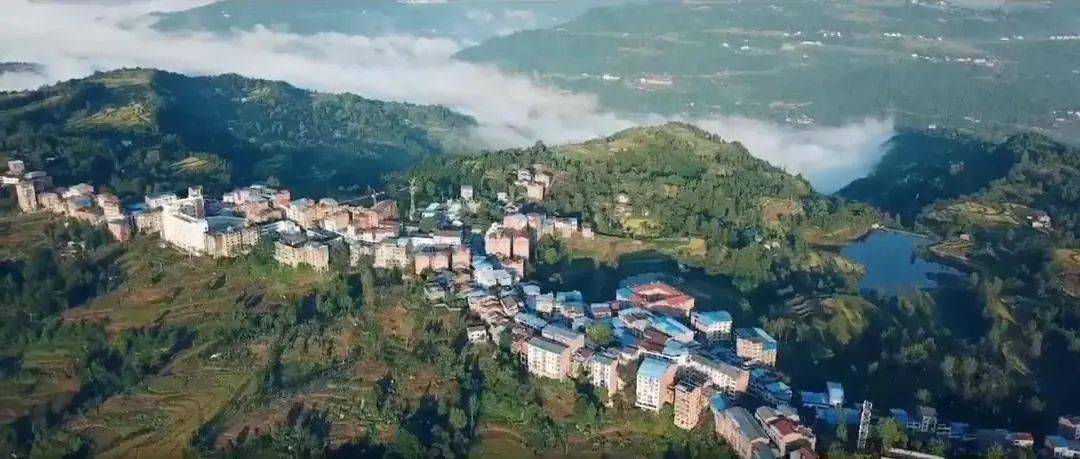 北山镇人口_竹林镇北山公园石刻
