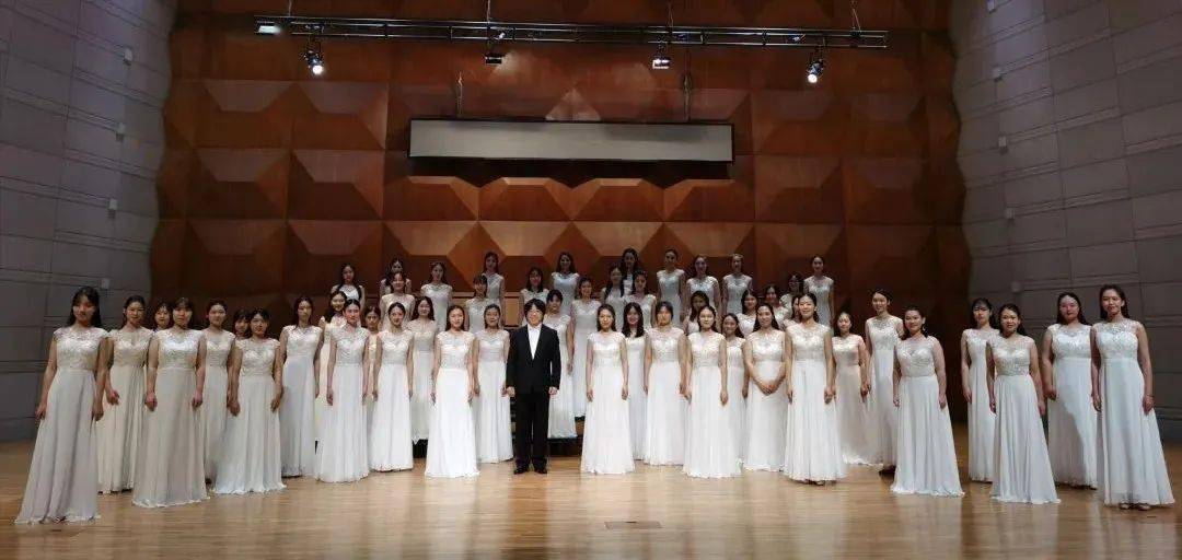 我校岭南女声合唱团荣获第十五届中国国际合唱节