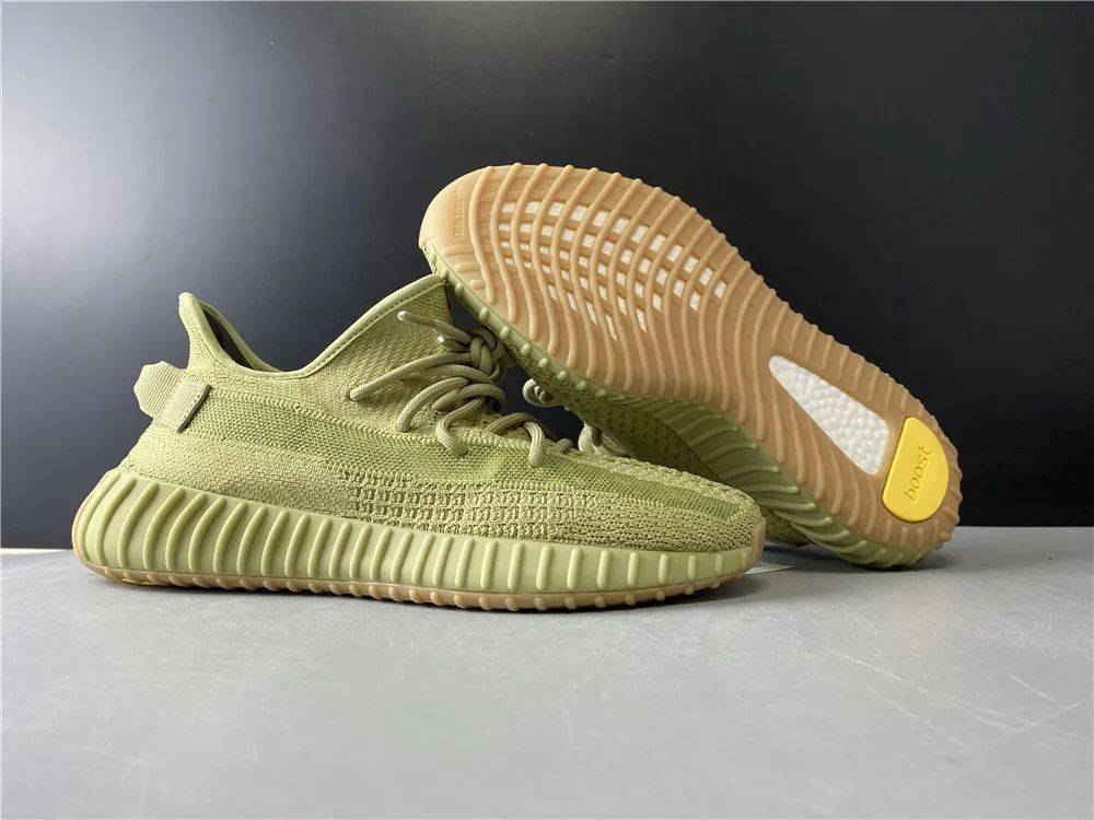 Boost|抄底 Yeezy 350 V2 就现在！白斑马历史新低！但有几双逆风起飞！