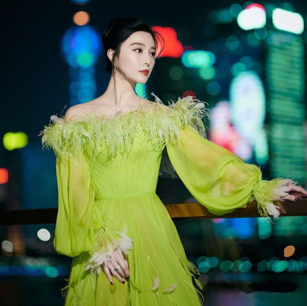 珠宝|女明星复出只拼业务能力？珠宝造型才是新“战场”！