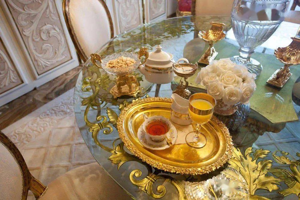 网络|曝光！川普vs拜登，两人豪宅长这样！特朗普家里镀金，拜登则......