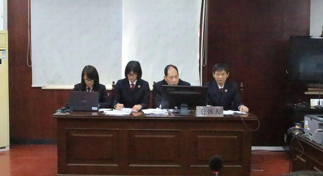 全州县人民法院开庭审理被告人唐勇等5人涉恶案件_手机搜狐网