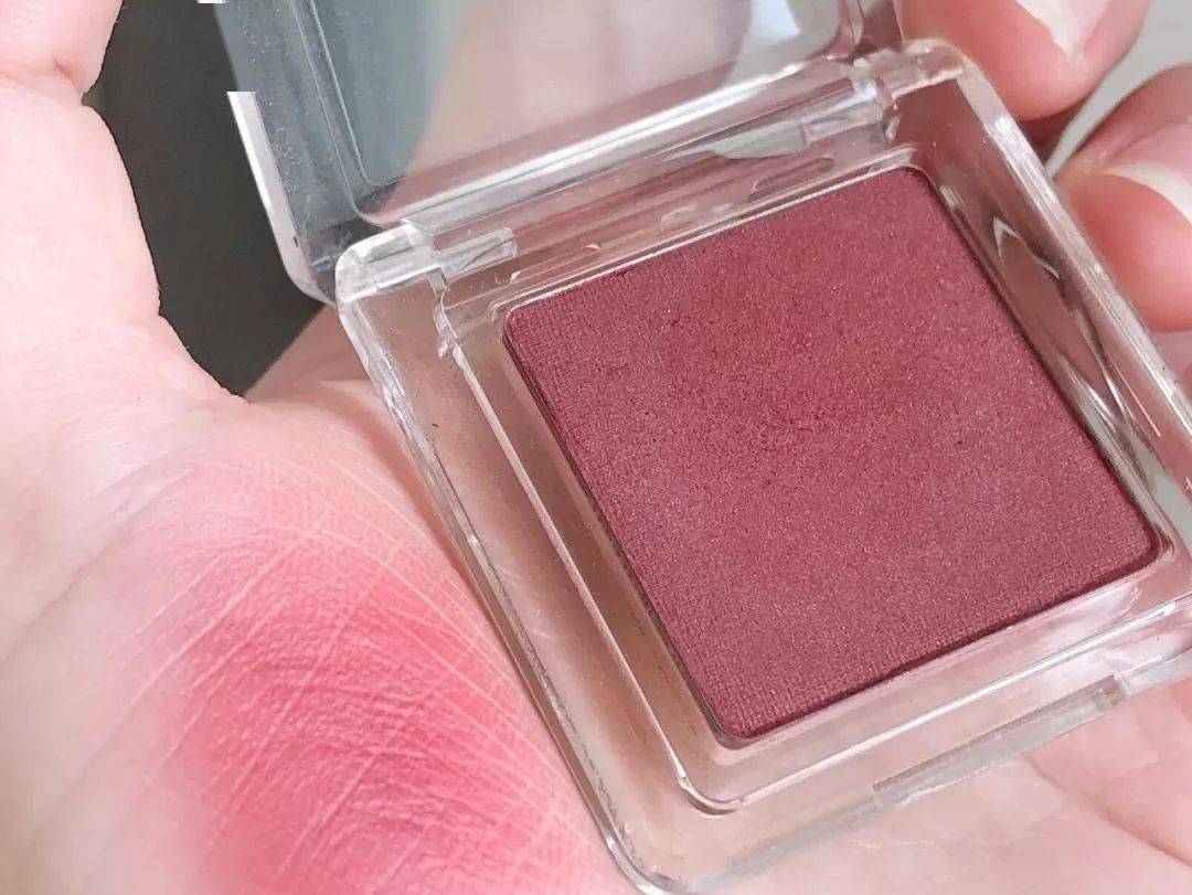 蒙淇淇|20块钱就能买到的绝美腮红？我不信！