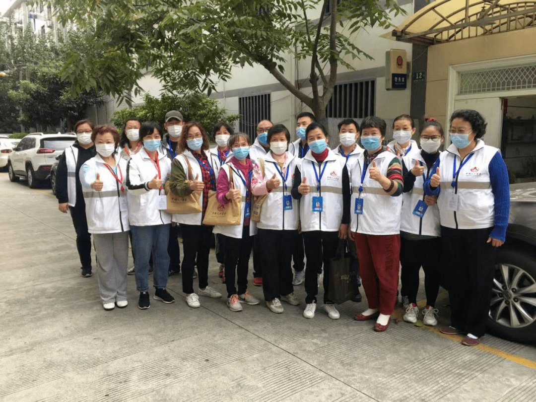 第七次人口普查送包_第七次人口普查图片(2)