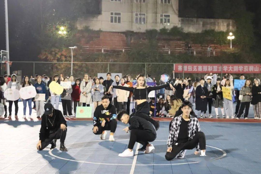 印度精确人口_印度人口