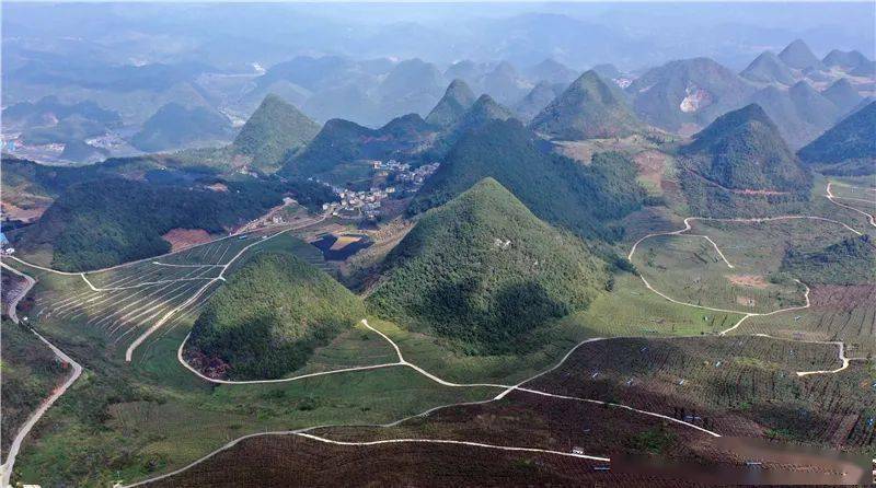 "重读 重解 重用"西畴精神丨石头山区旅游显露生机