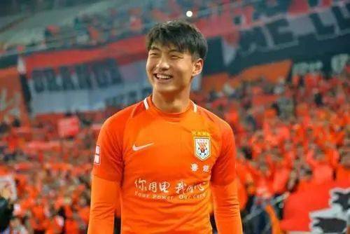 2019年2020年中超联赛排名8_数据回顾2020赛季中超联赛:球队火力衰减,U23迎来