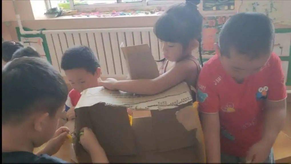 世界上满级小孩的视频 df08cbcf157c42479523603f653d3886.jpeg