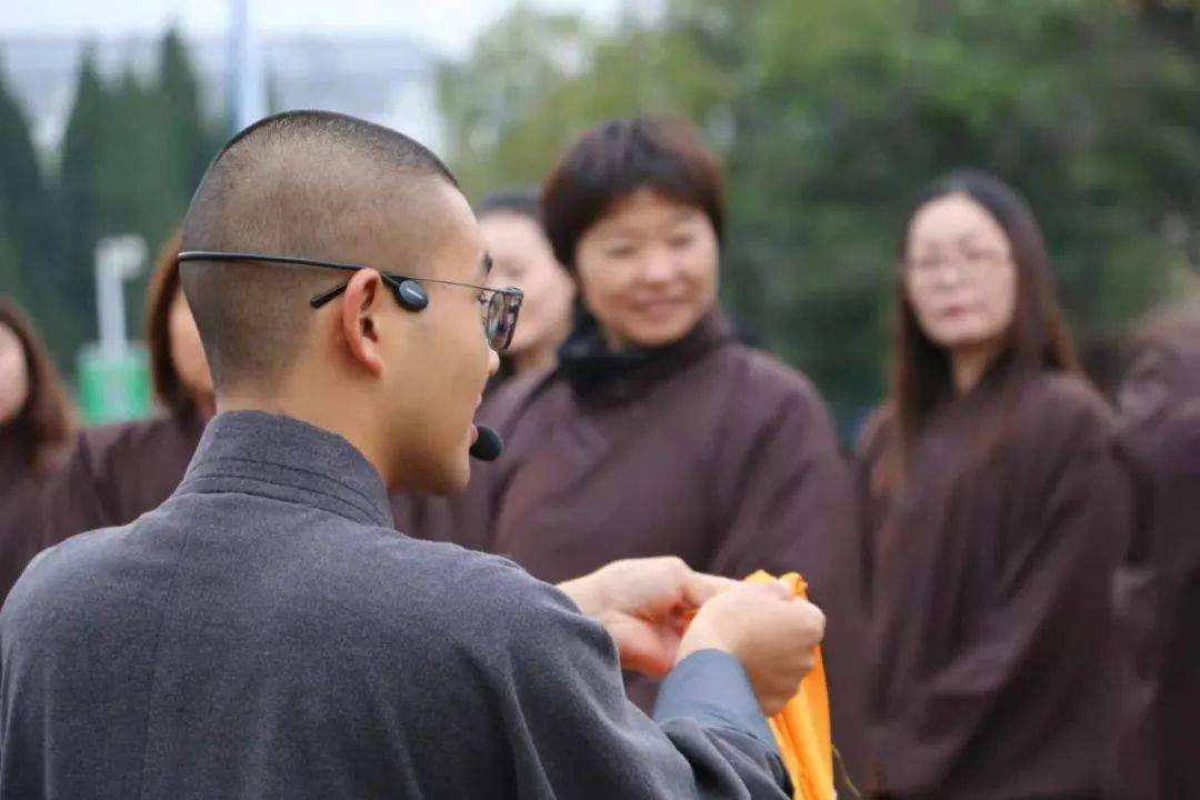 智峰法师 15850699800 定林寺监院 负责协助方丈或监管理寺院事务