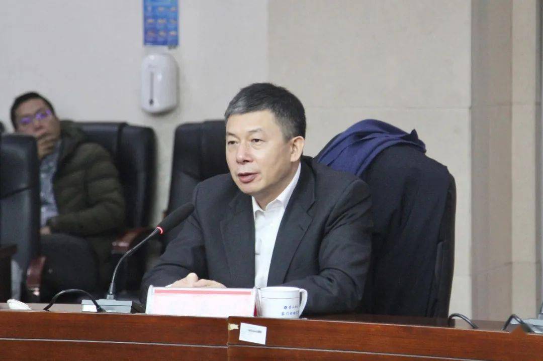 国家开放大学党委书记校长荆德刚一行实地调研电大萧山学院