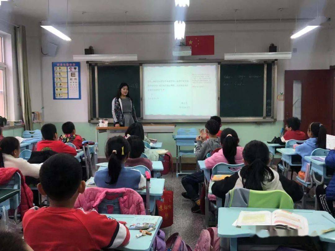 青岛沧海路小学 | "书"写童年,"寄"望未来