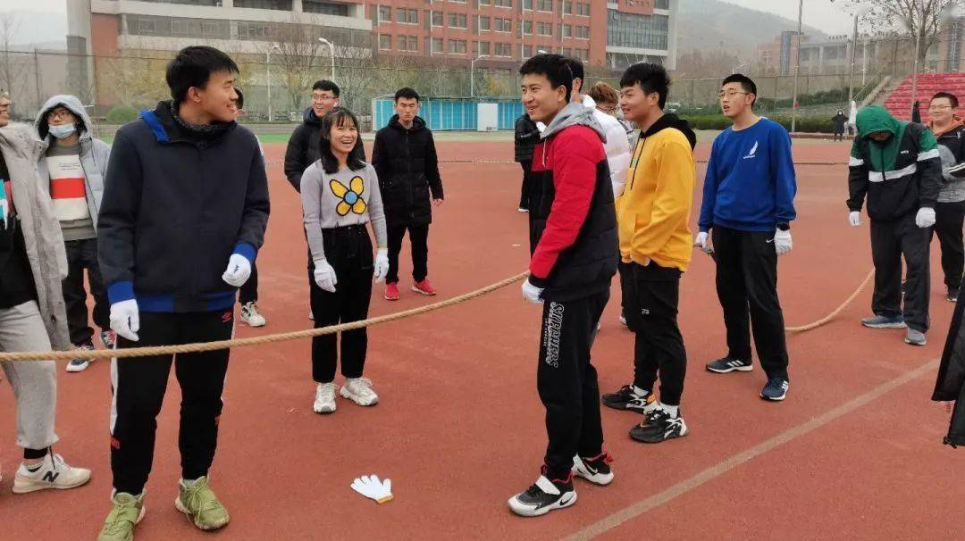 工程力学排名大排名_晚报|土建学院2020级工程力学系参与“四点半课堂”