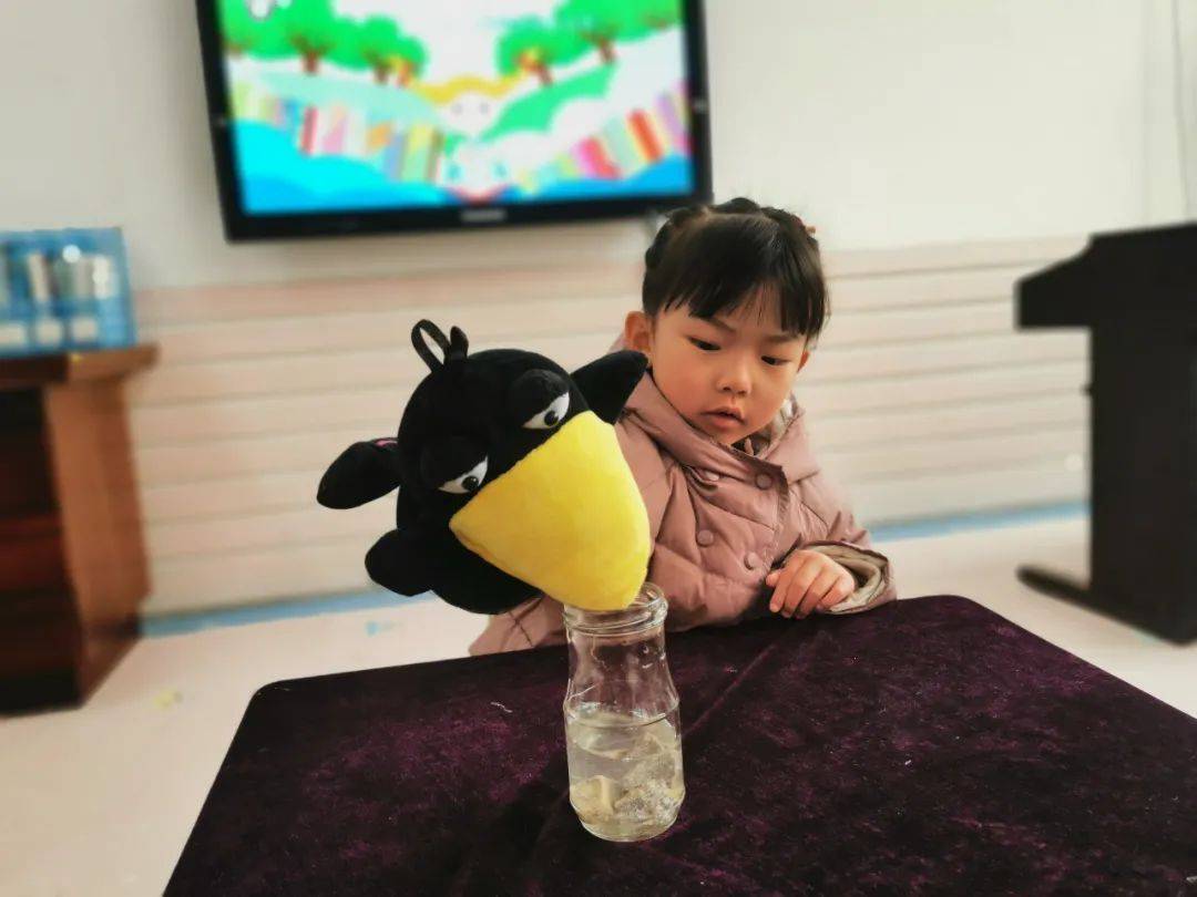 beat365在线官网登录|
“童年 童话 童趣” —— 航南幼儿园幼儿讲故事角逐(图7)