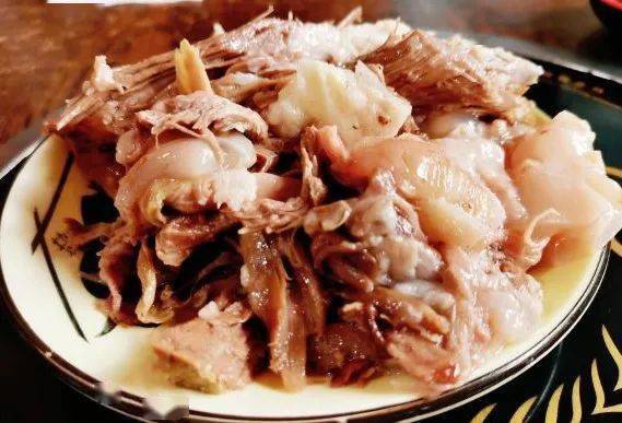 如何煮白切羊肉 47cb3bd8efce44f49ccfd2189fbea51d.jpeg