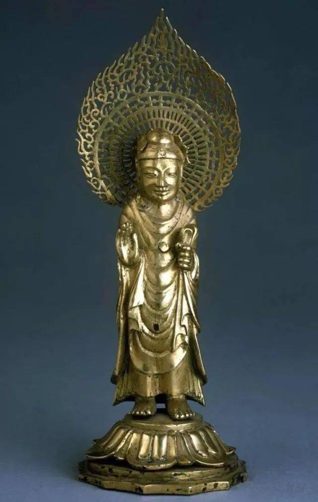 765年)十年,公元751年,国相金大成为了现世的父母而建造了佛国寺
