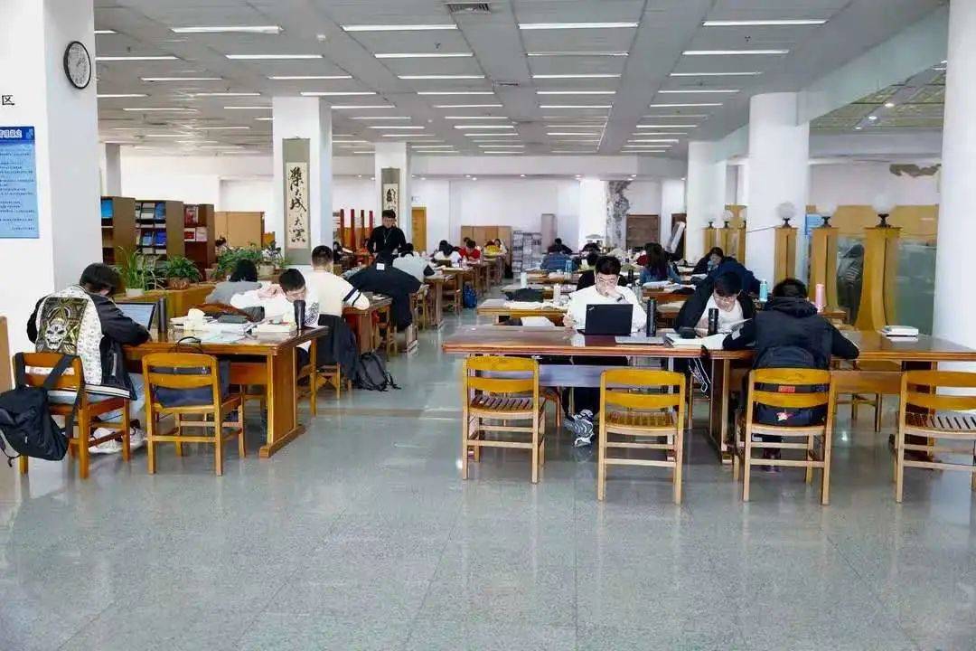 论那些年我憧憬过的大学生活_现实