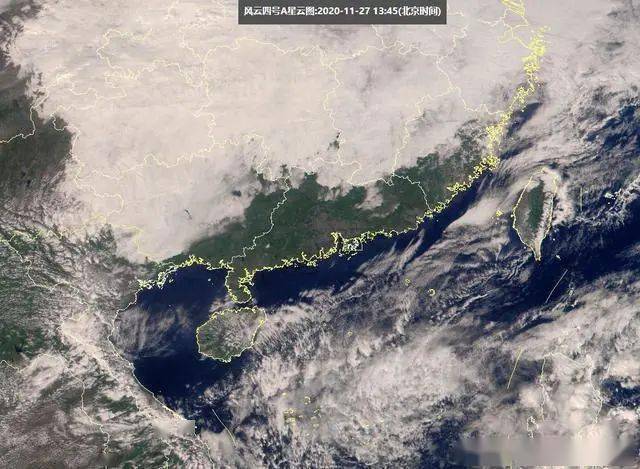 尽管从11月27日午后的风云4号高清可见光卫星云图上看,今天我国南方