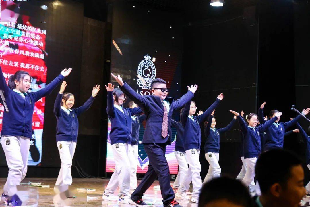 78a3ec5753cf4d8c967397b7816e2428.jpeg