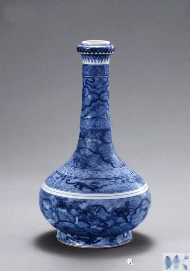 ♥中国製　【　青華　水孟　桐箱付き　】　書道具　染付　骨董品 ♥中国製 【 青華 水孟 桐箱付き 】 書道具 染付 骨董品