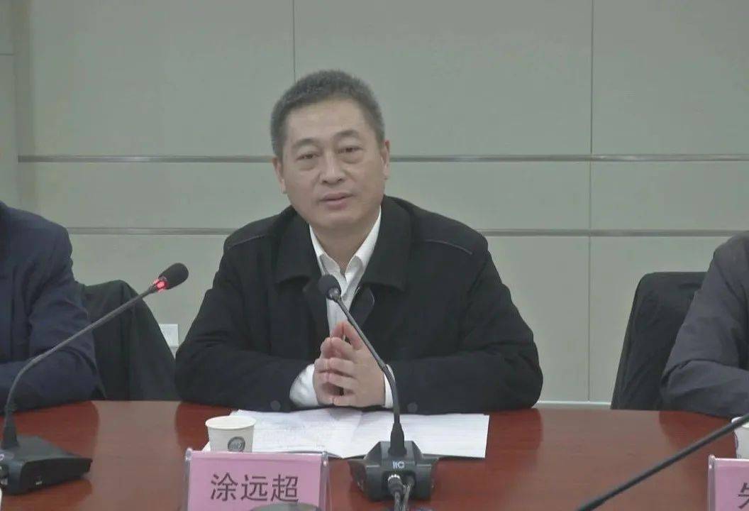 省卫健卫主任涂远超到麻城调研以人民健康为中心打造鄂东北区域医疗