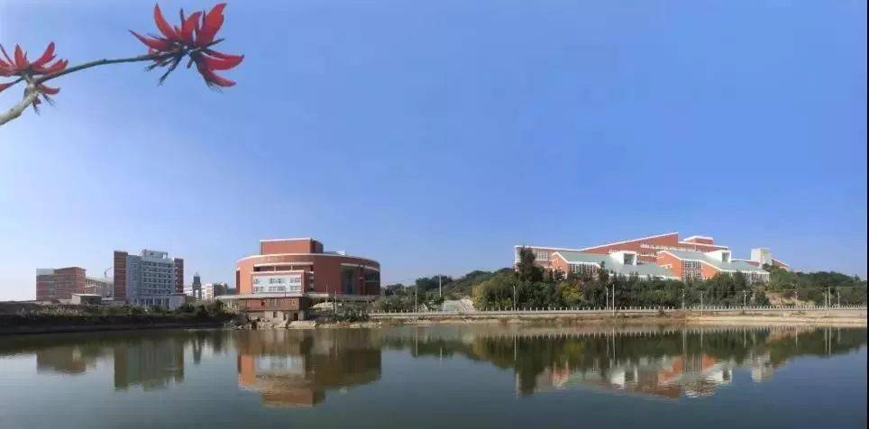 泉州师范学院 quanzhou normal university 泉州师范学院坐落于福建省