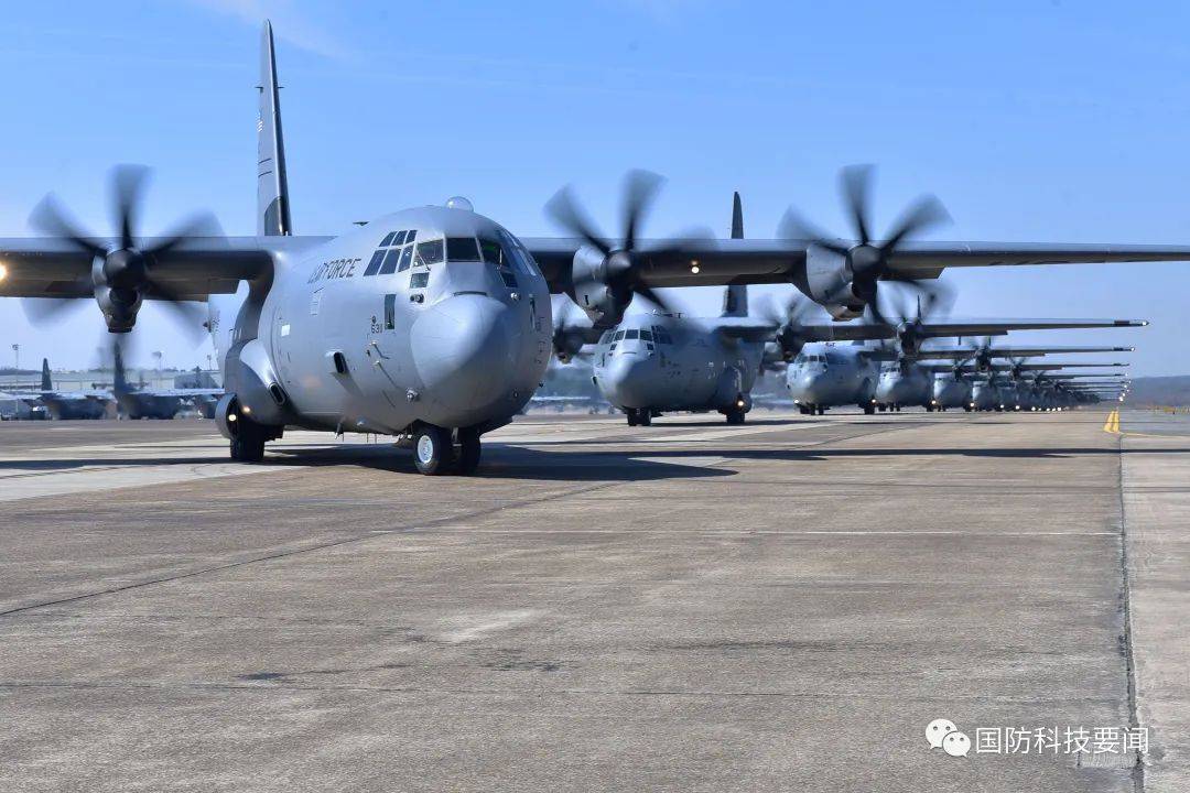 c-130h运输机