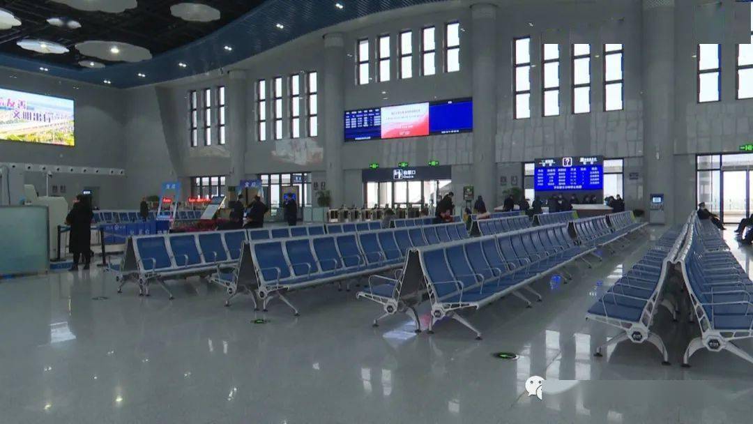 高铁站乘车体验,特殊人群享特殊关爱