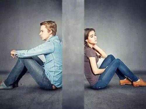 中年夫妻的感情破裂,是从弄丢两样"东西"开始!