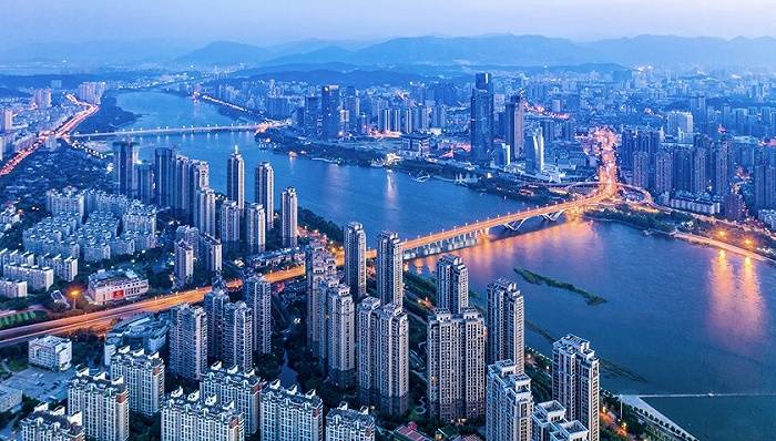 广东限制人口_广东人口图片(2)