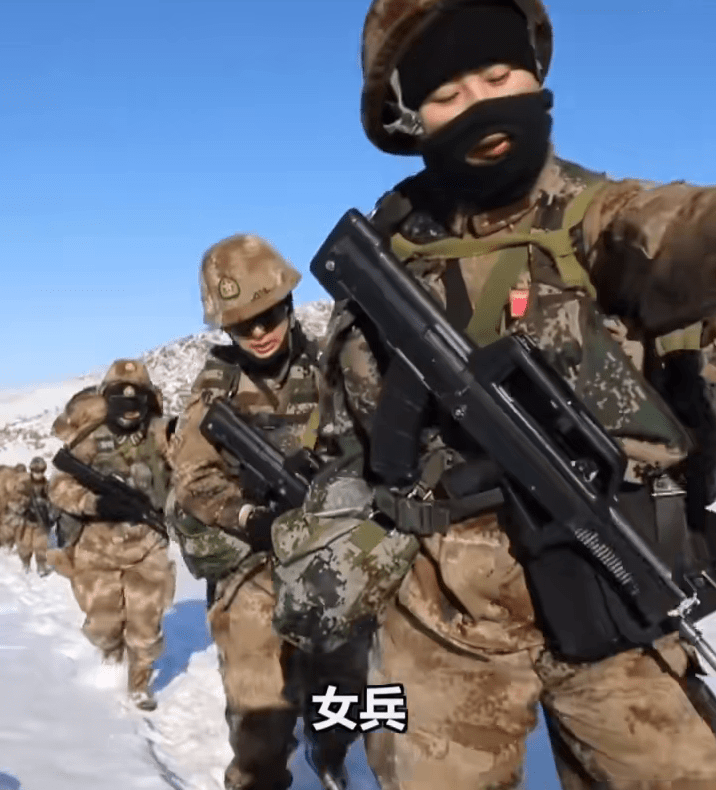 00后女兵零下20度雪地拉练,谁说女子不如男?_手机搜狐网