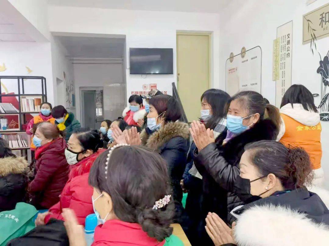 “仁和妈妈”LOGO大比拼，你pick哪一个？快来投票吧！
