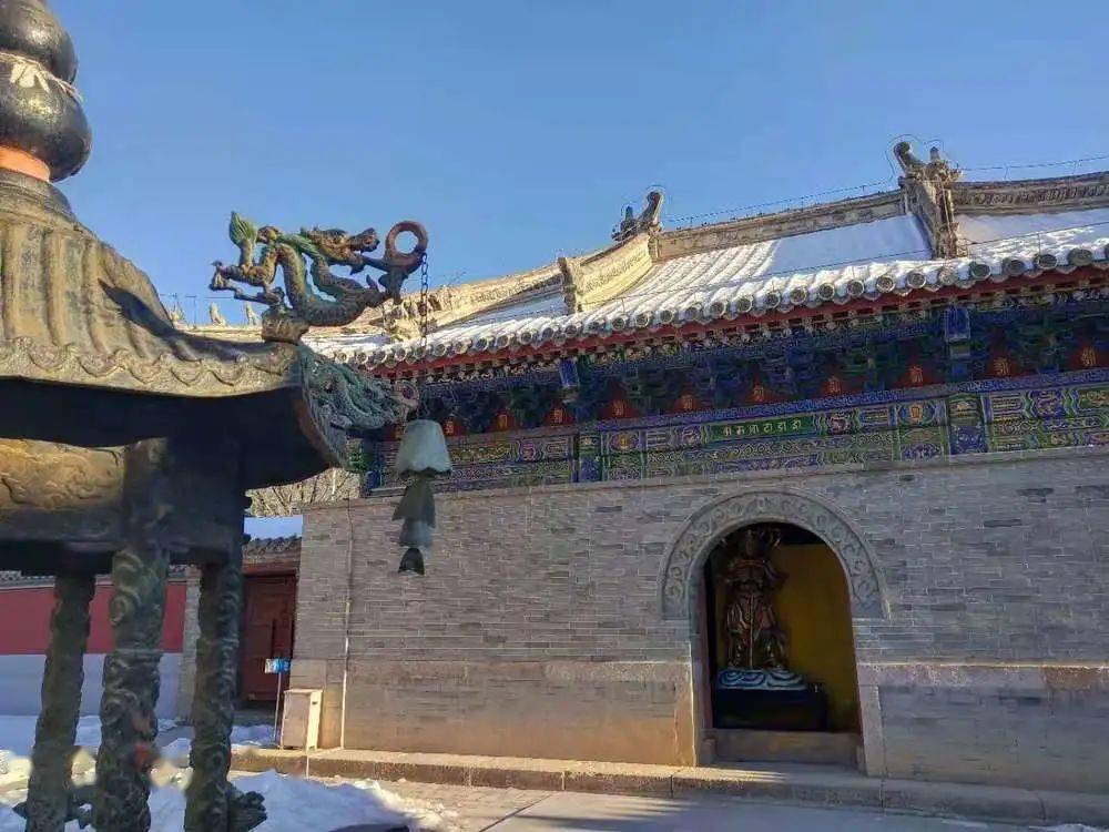 区域合作灵悦寺风中的铜铃