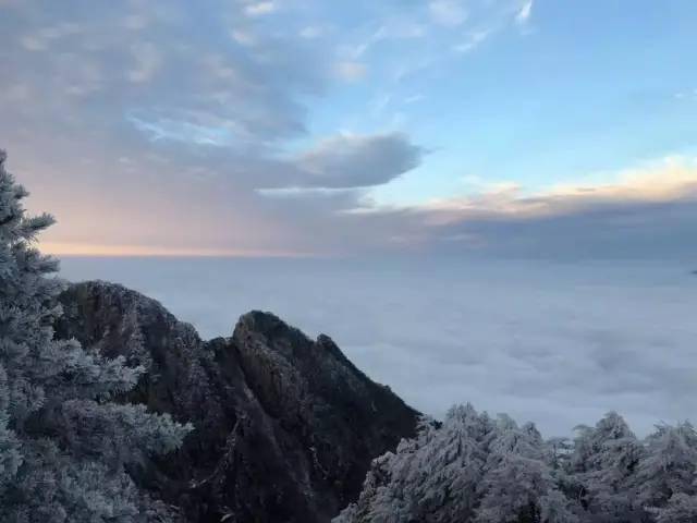 千里大别山,万人冬游天堂寨