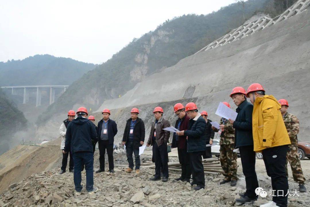 【乡镇动态】闵孝镇人大组织开展新岭水库建设情况视察