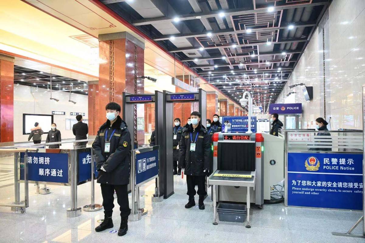 地铁16号线中段月底开通5站，记者提前进站为您