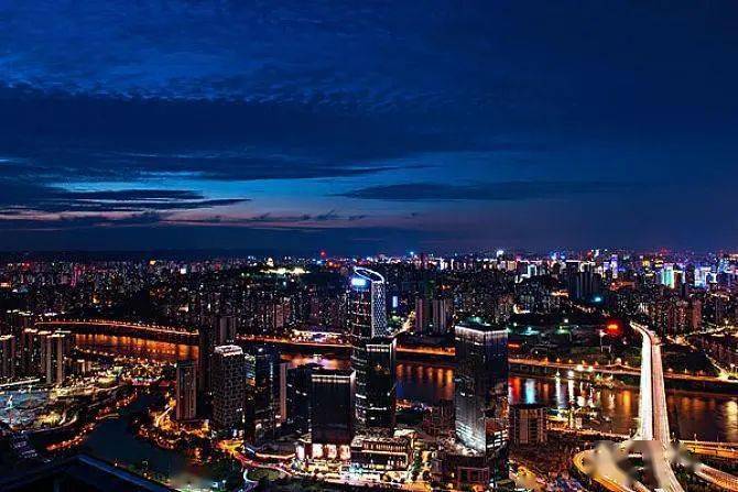 2020年镇江市的总gdp和人口_2015年镇江市第四中学