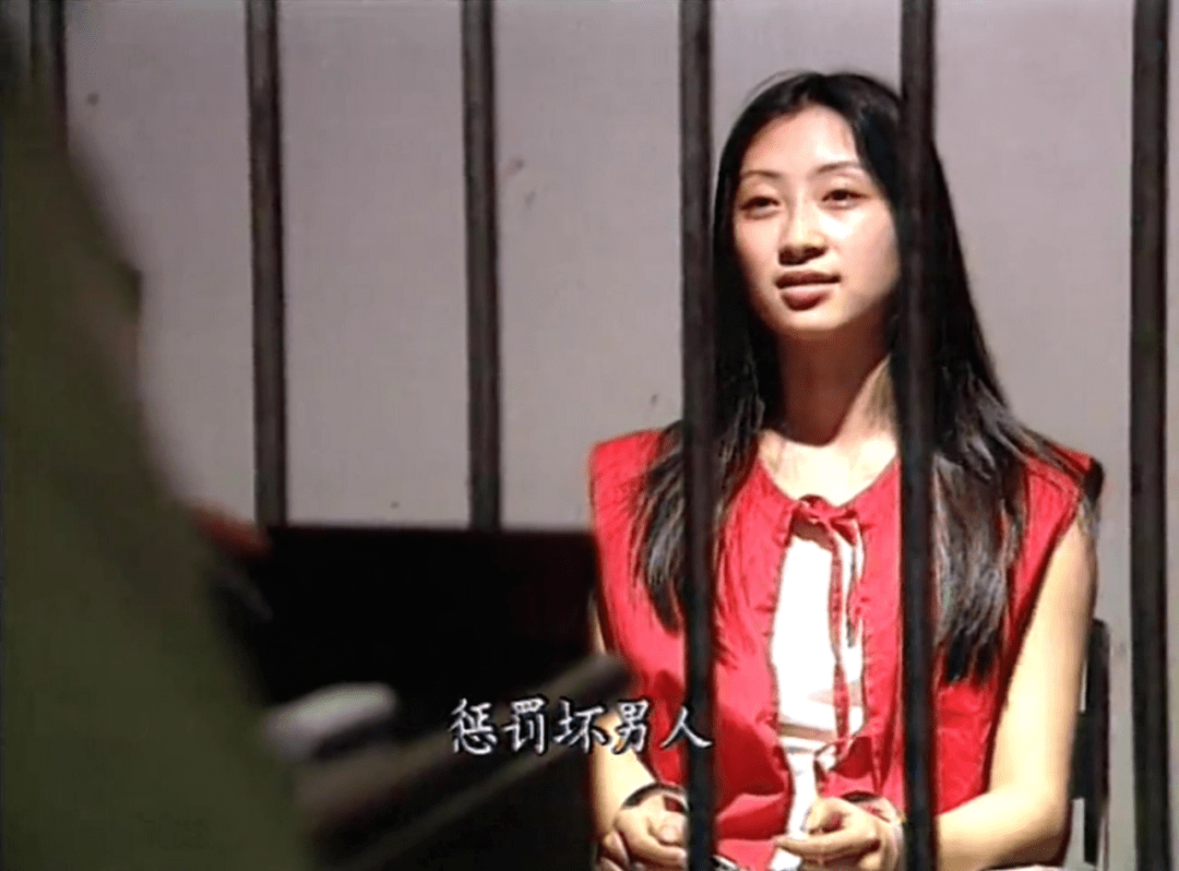 这部剧揭秘了劳荣枝堕落的本质:女性犯罪几乎都与"性"