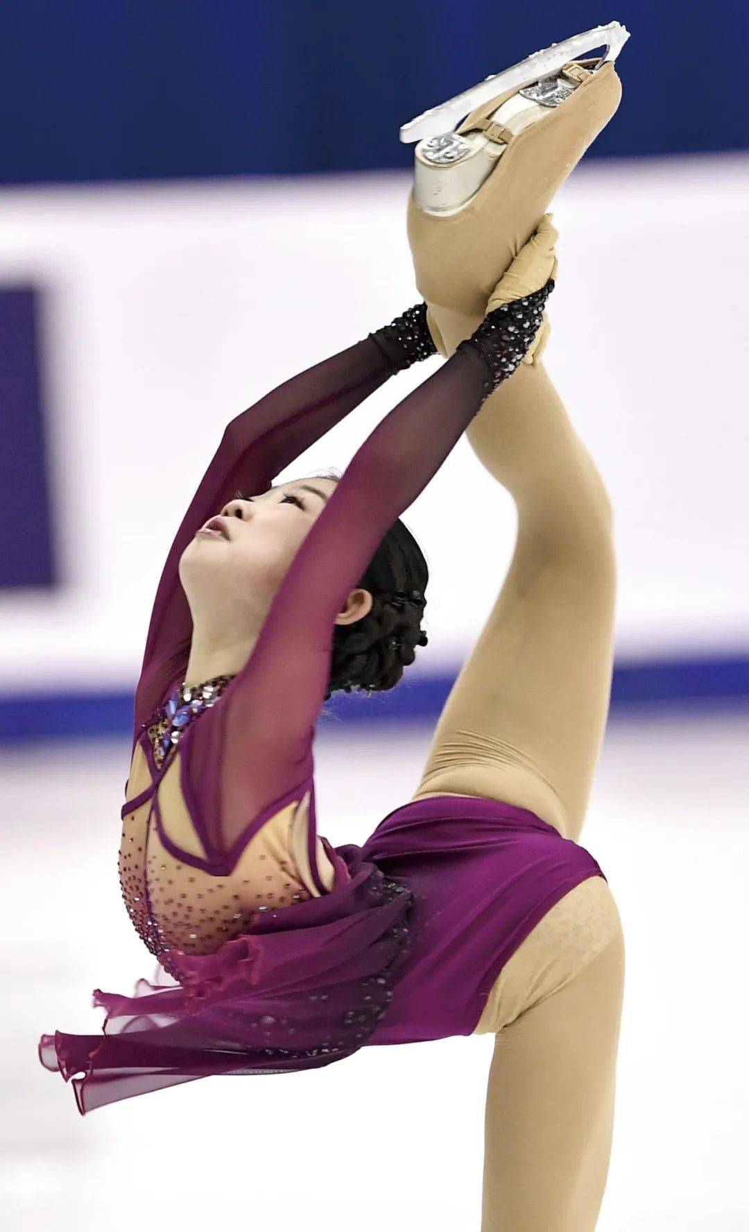 俄罗斯花样滑冰全国锦标赛结束耶娃夺冠热门图