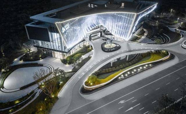 “代建新秀”雅居乐的未来畅想:如何在万亿蓝海中后来居上?_房管