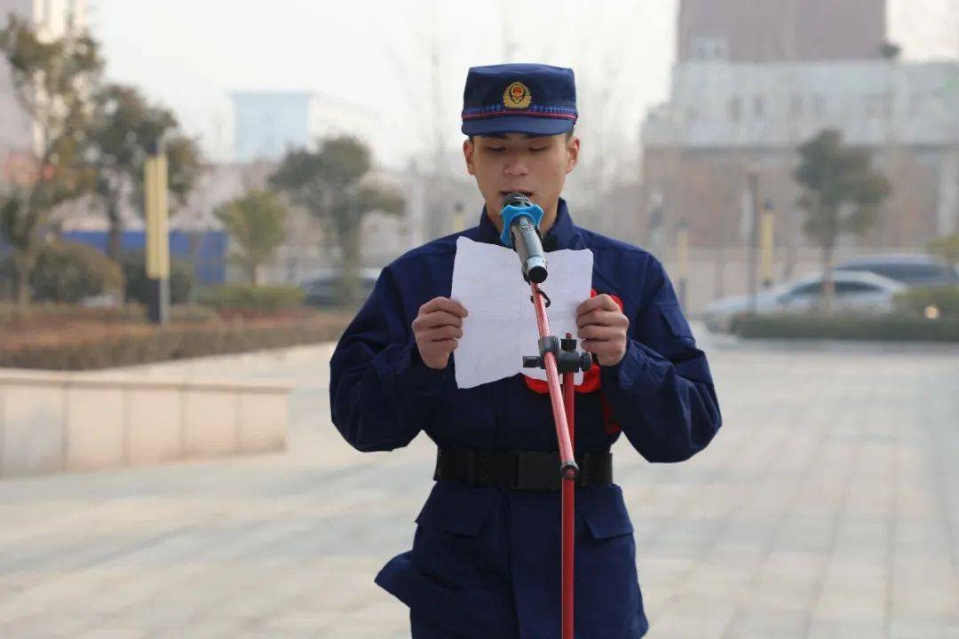 滨州市消防救援支队隆重举行2020年度新招录消防员入营欢送仪式