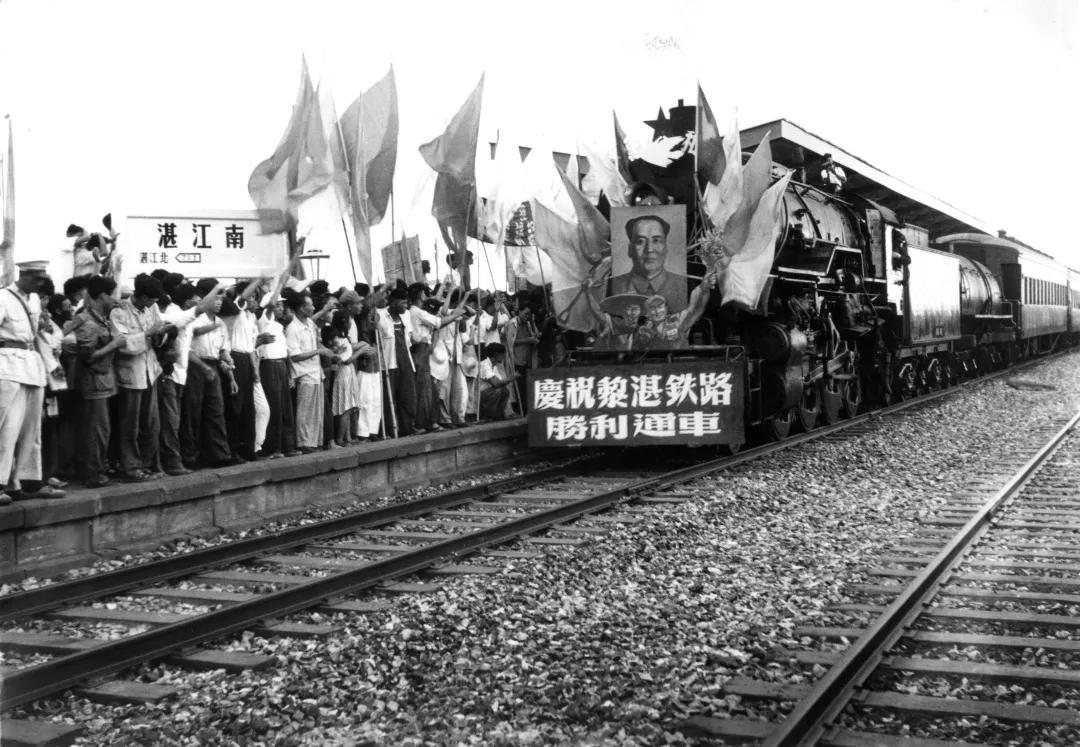 强修铁路建高速通地铁基建铁军织就八桂交通网