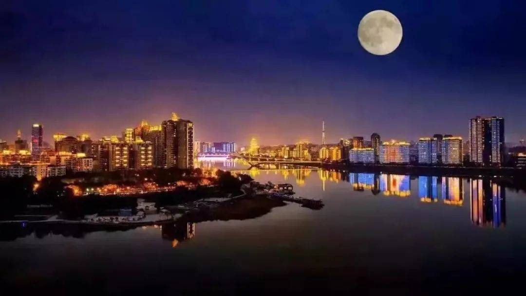 魏城镇GDP_中国gdp增长图